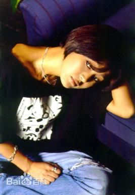 李丞涓()单人照素颜照相册