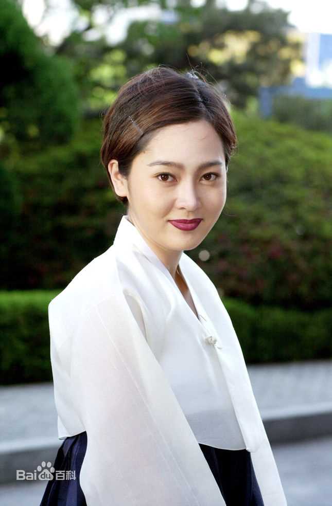 李丞涓()单人照素颜照相册