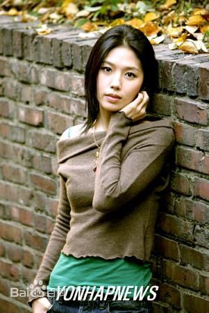 李恩珠(，Lee Eun joo)最新早期艺术壁纸