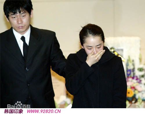 李恩珠(，Lee Eun joo)遗体告别图片图集