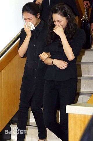 李恩珠(，Lee Eun joo)遗体告别图片图集