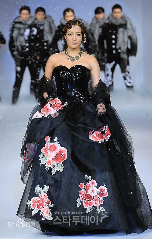 精选金喜善(Katie、 、Kim Hee Seon)精彩图册2