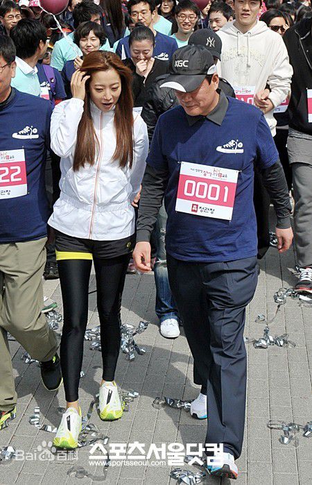 最新金喜善(Katie、 、Kim Hee Seon)精彩图册3