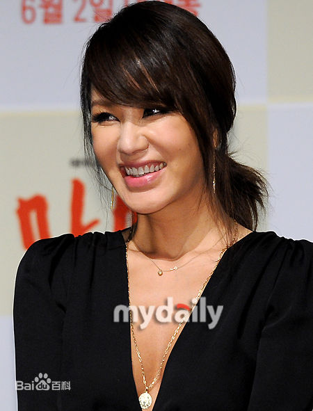 严正花(（Jeong-hwa Eom）)精彩图册