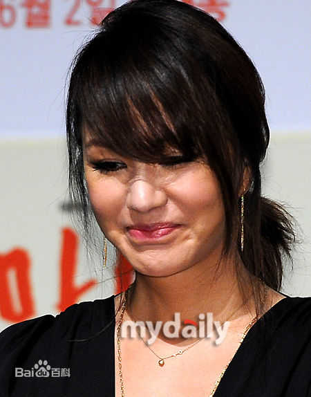 严正花(（Jeong-hwa Eom）)精彩图册