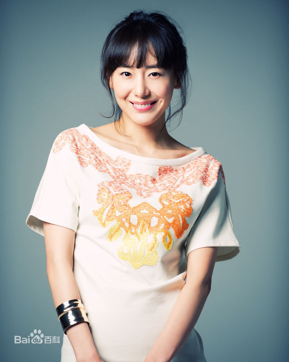 最新尹晶喜(Jeong-hee Yun)壁纸