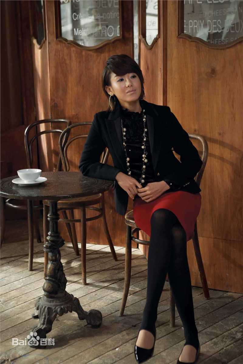 尹晶喜(Jeong-hee Yun)