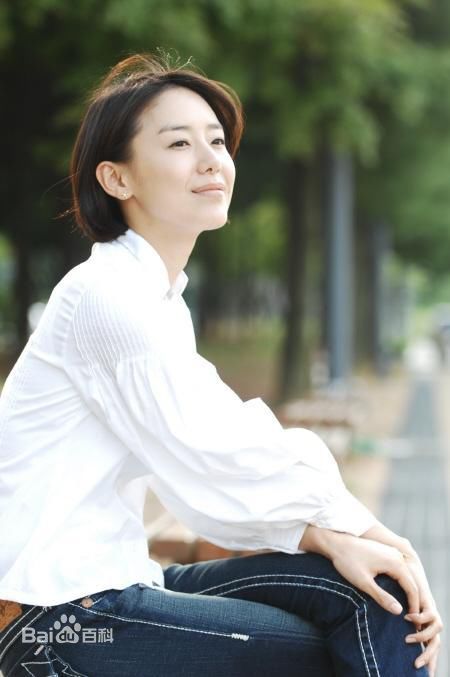 尹晶喜(Jeong-hee Yun)