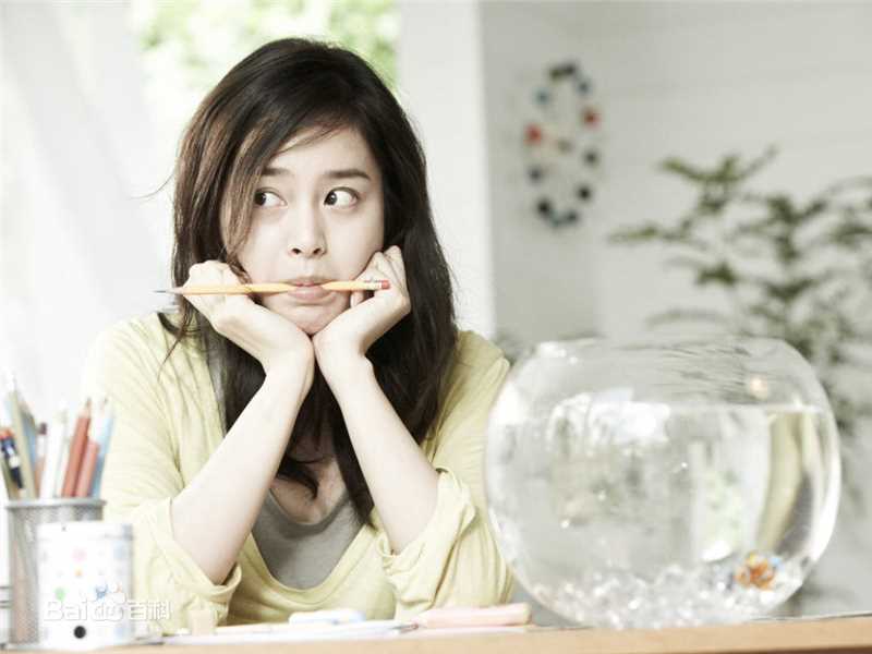 金泰希（正译）(（韩文）、Kim Tae Hee（英文）)天然美女素颜照相册