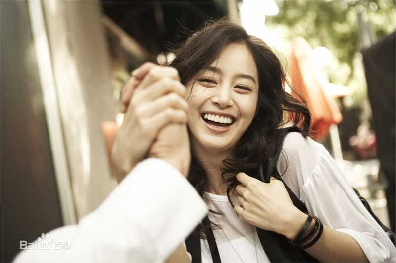 金泰希（正译）(（韩文）、Kim Tae Hee（英文）)天然美女素颜照相册