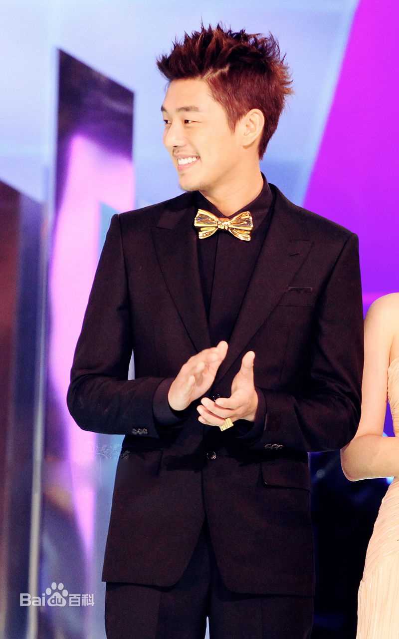 精选刘亚仁(Yoo Ah In、ユアイン)精彩图册