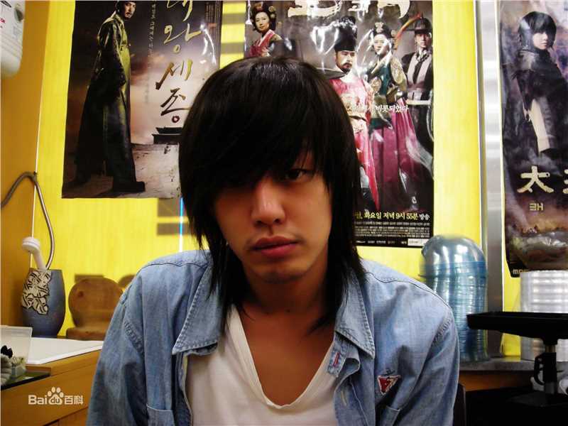 最全刘亚仁(Yoo Ah In、ユアイン)精彩图册