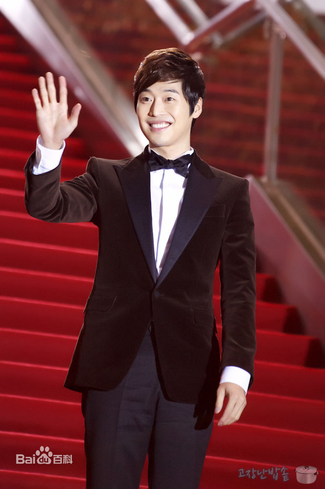 金载沅(，Kim Jae-Won，キム ジェウォン)颁奖礼前后照片图集