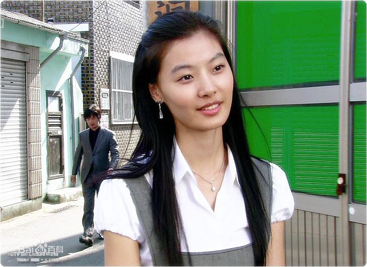 最全尹素怡(Yoon So-yi)壁纸