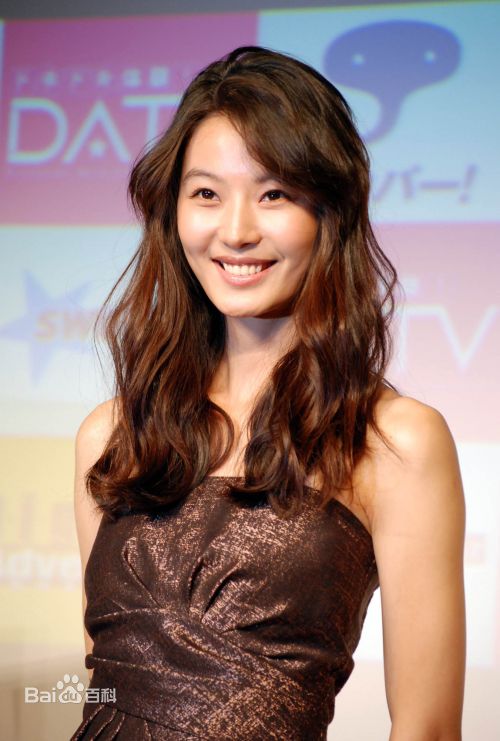 尹素怡(Yoon So-yi)素怡风采2图册