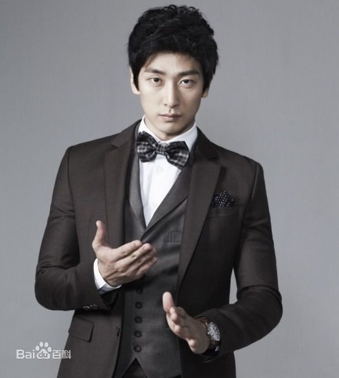 最新沈智浩(；Shim Ji Ho)精彩图册