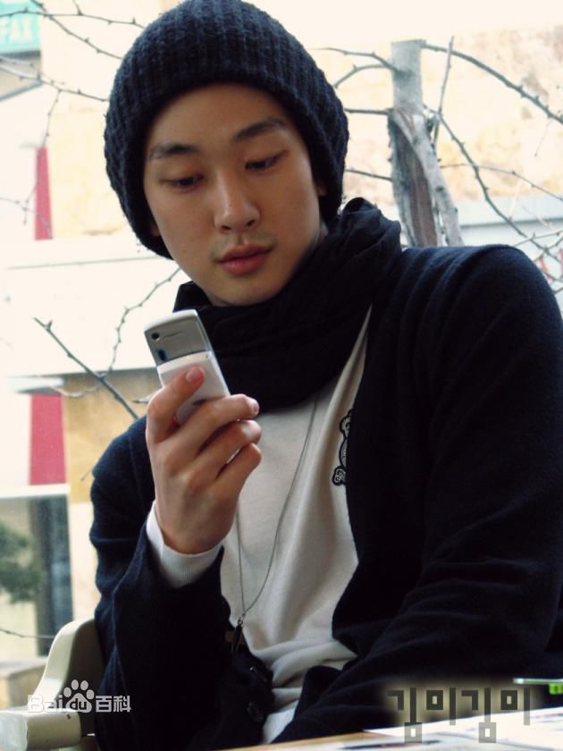 最新沈智浩(；Shim Ji Ho)精彩图册