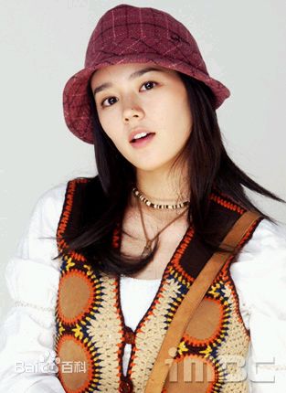 韩佳人(Han Ga In)新进职员素颜照相册