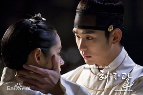 韩佳人(Han Ga In)拥抱太阳的月亮素颜照相册