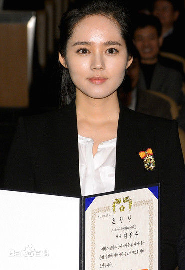 韩佳人(Han Ga In)生活照