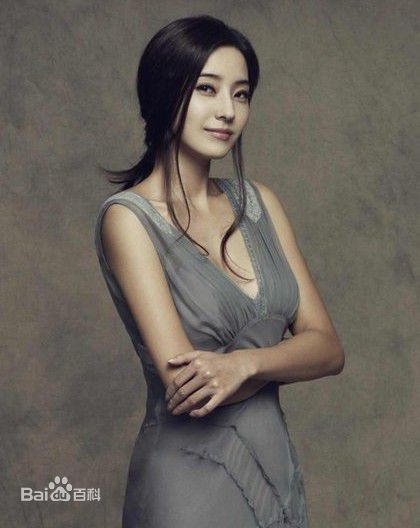 韩彩英(Han Chae Young、)影视形象素颜照相册