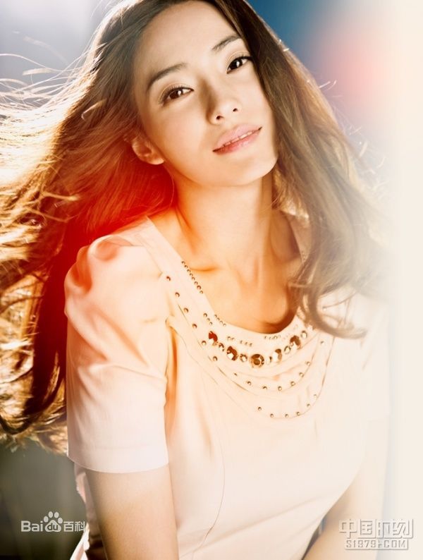 韩彩英(Han Chae Young、)妻子图片图册