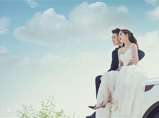 朴诗恩(Park Si Eun)和陈泰贤婚纱照图片图集