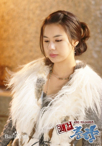 朴诗恩(Park Si Eun)最优质杂志相册