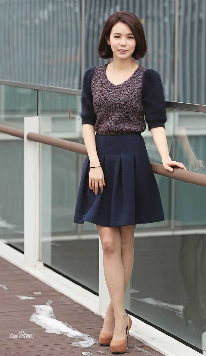 朴诗恩(Park Si Eun)最优质杂志相册