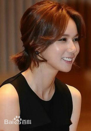 朴诗恩(Park Si Eun)最优质杂志相册