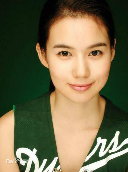 朴诗恩(Park Si Eun)最优质杂志相册