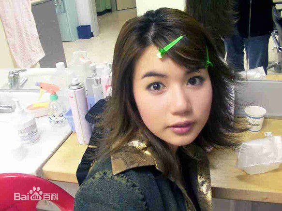 朴诗恩(Park Si Eun)最优质杂志相册