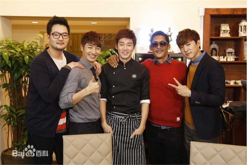 尹启相()组合时期前后照片