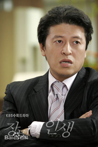 权海孝(Kwon Hae Hyo)生活照壁纸壁纸