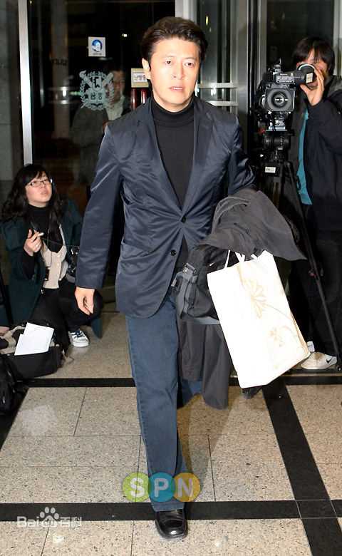 权海孝(Kwon Hae Hyo)生活照壁纸壁纸