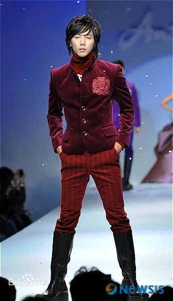 奇太映(/Gi Tae-Yeong)生活照生活照