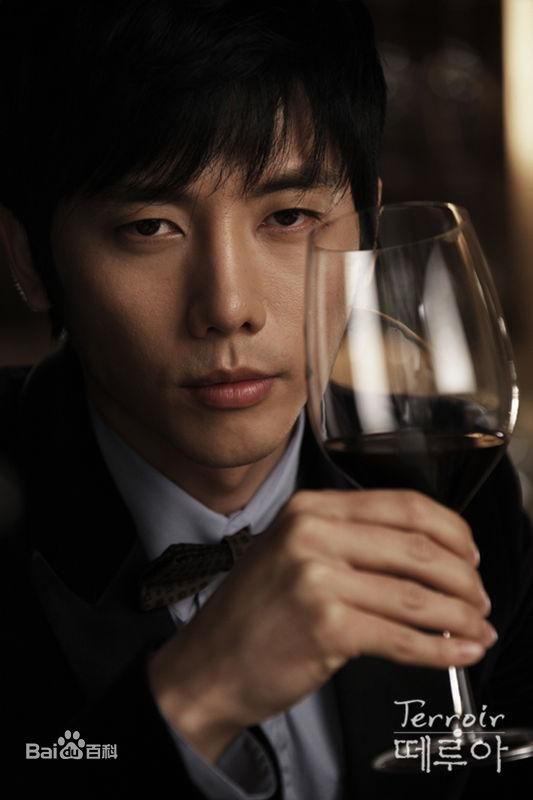 奇太映(/Gi Tae-Yeong)生活照生活照