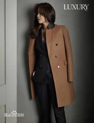 宋允儿(，Song Yoon A)最优质海报