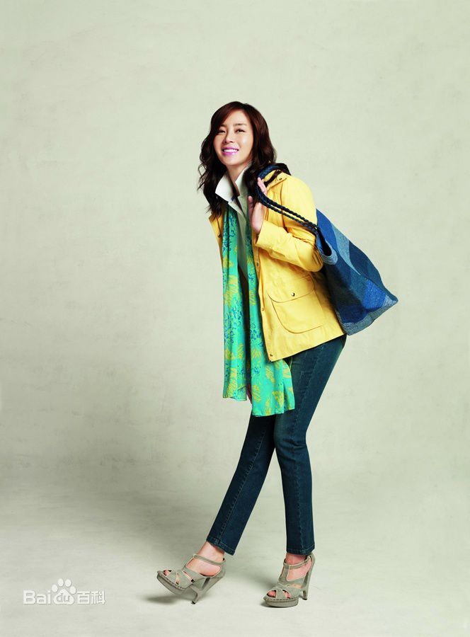 最新宋允儿(，Song Yoon A)精彩图册