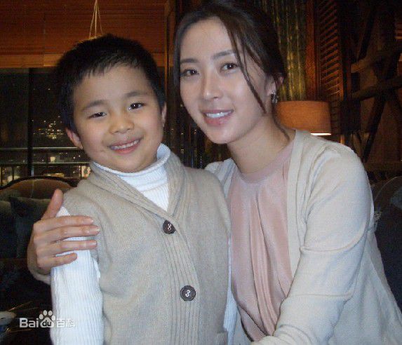 最全宋允儿(，Song Yoon A)精彩图册