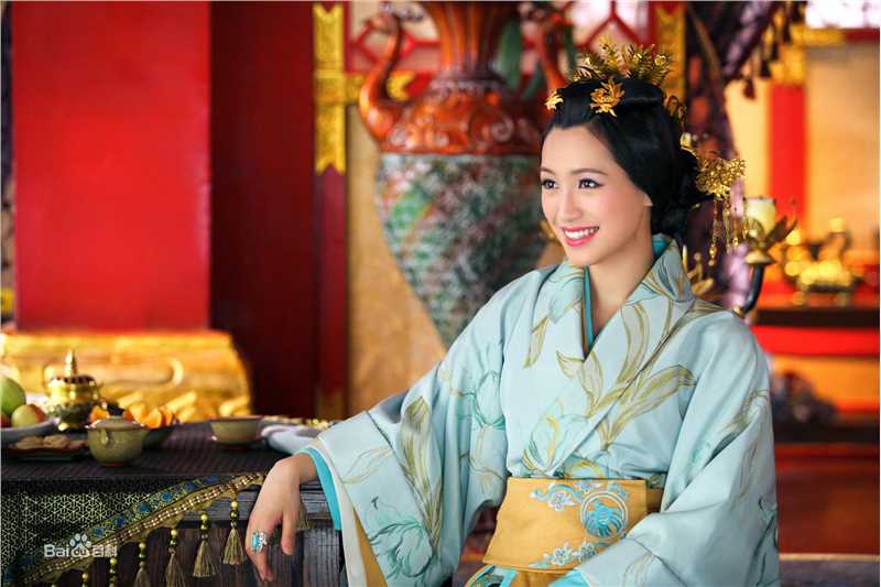 苏青(Su Qing)在《云中歌》许平君中的