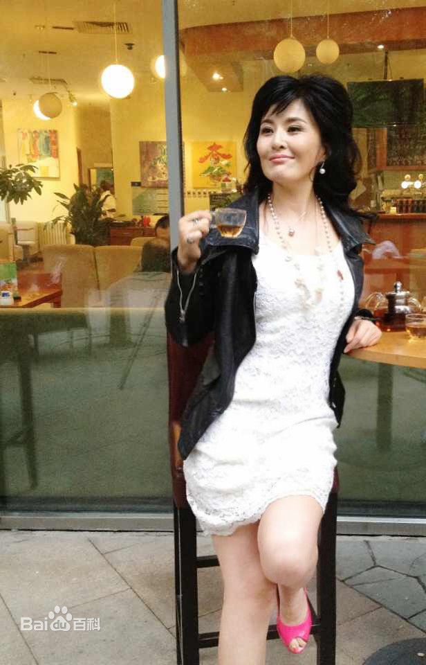 田岷经典人物剧照