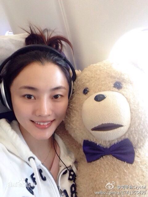 刘芊含(Crystal)生活照生活照相册