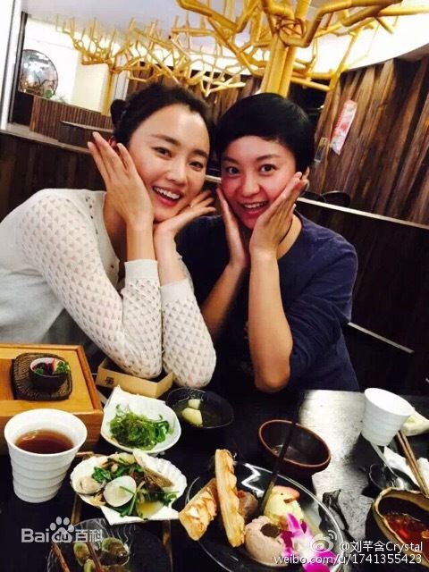 刘芊含(Crystal)芊含合影壁纸壁纸