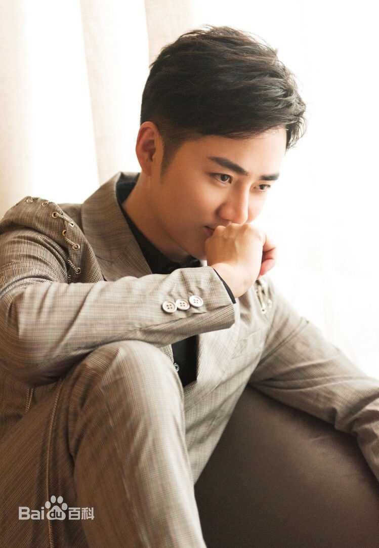 最全余少群素颜照