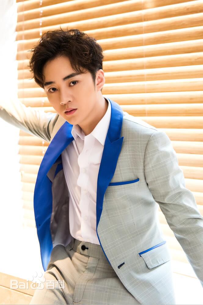 余少群高清图集