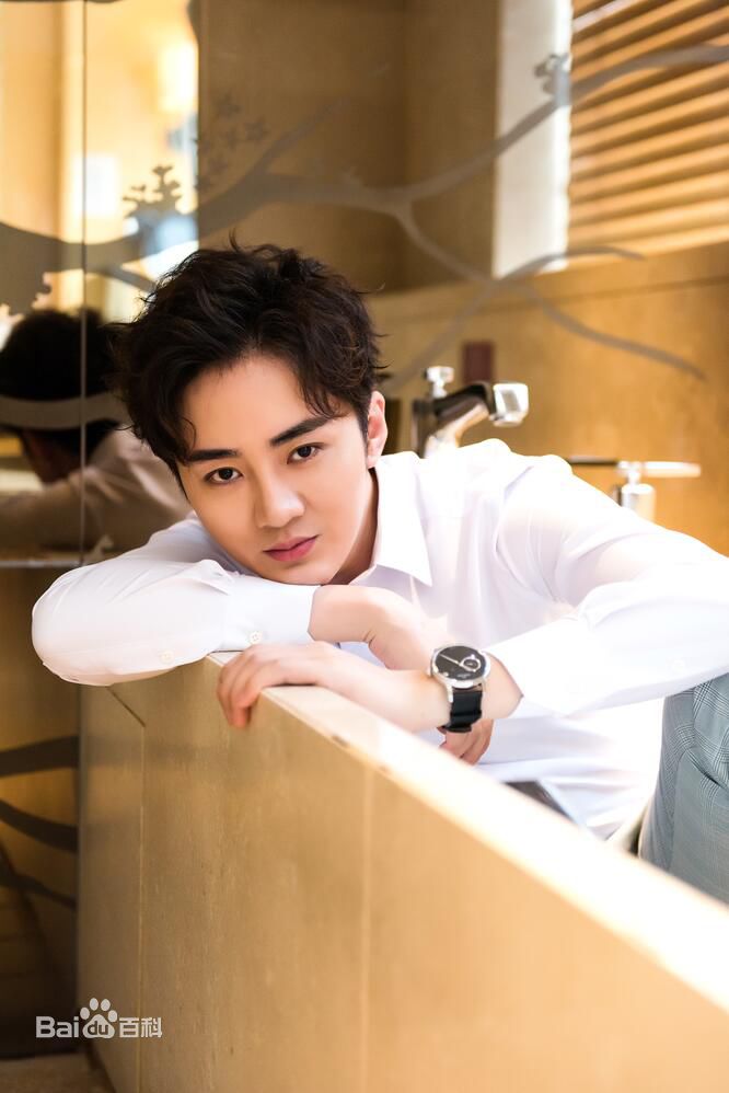 余少群高清图集