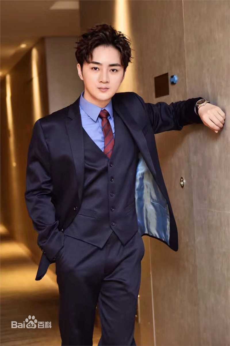 余少群最全时尚壁纸