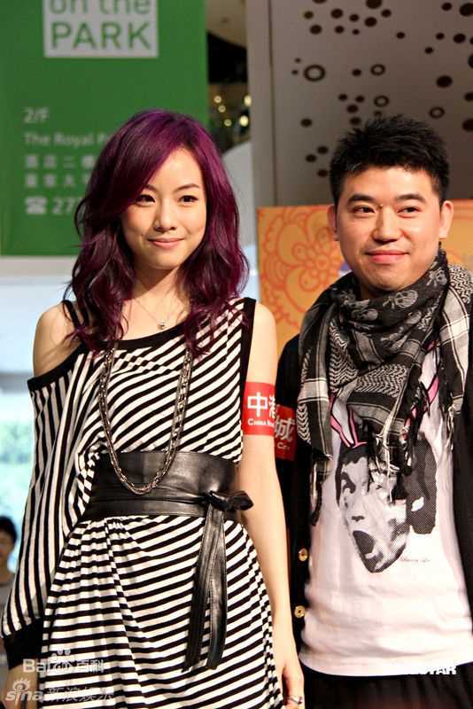 最新邓丽欣(Stephy Tang)精彩图册