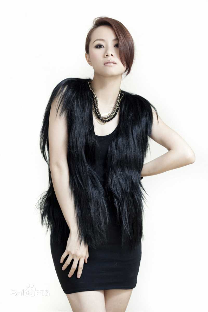 最新邓丽欣(Stephy Tang)精彩图册